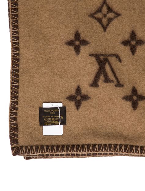 louis vuitton neo blanket